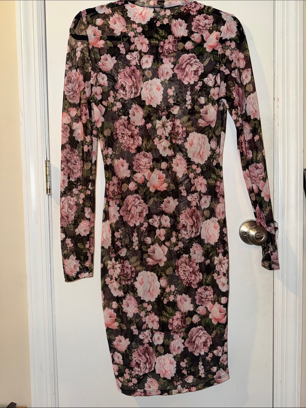 Charlotte Russe Black Floral Long Sleeve Bodycon Dress - Picture 4 of 4